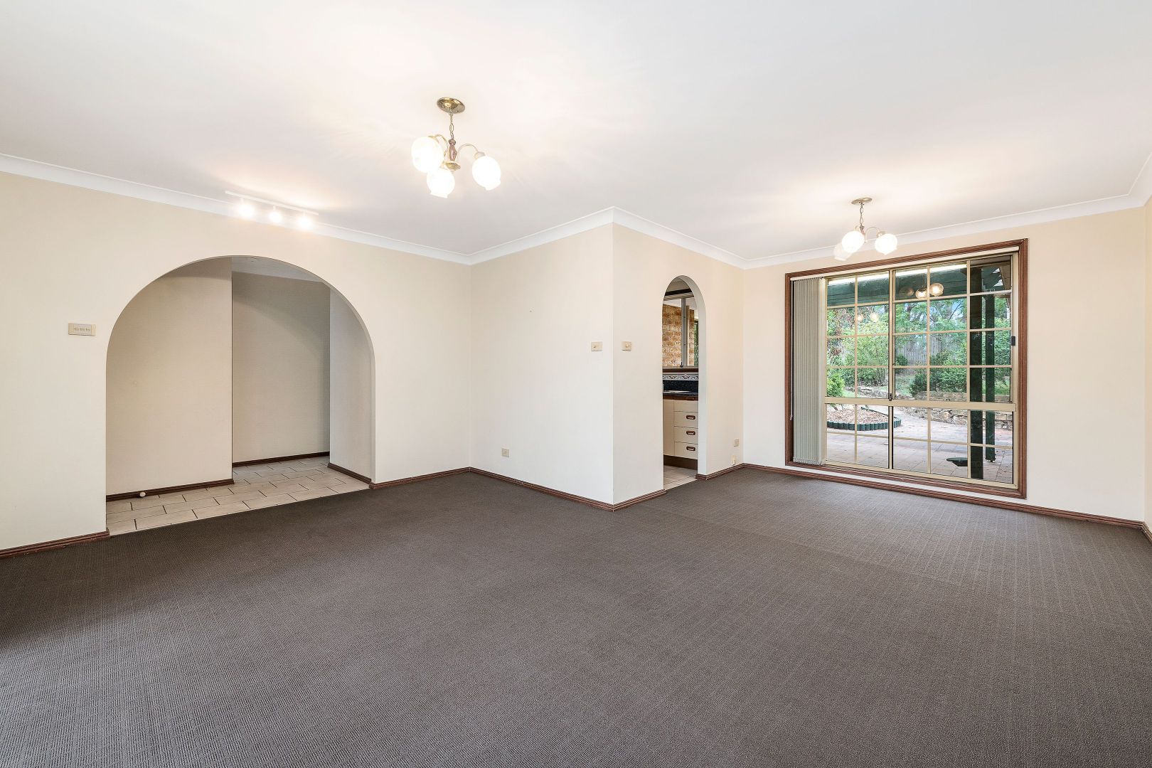 44 Southdown Road, Elderslie NSW 2335, Image 1