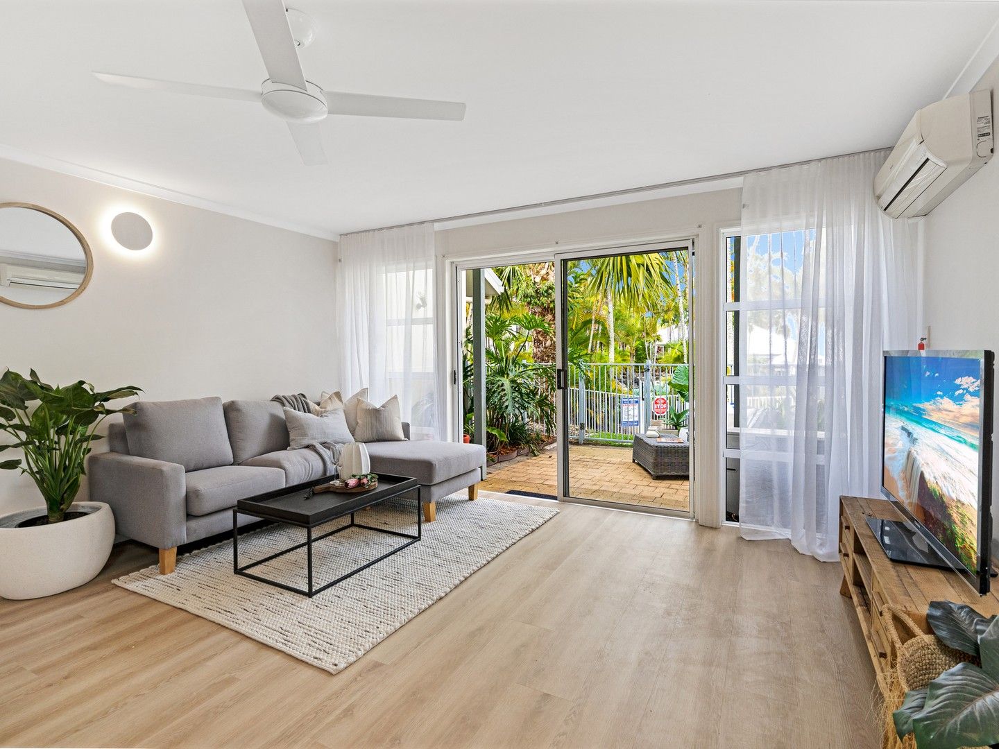 13/16 Crescent Avenue, Mermaid Beach QLD 4218, Image 0