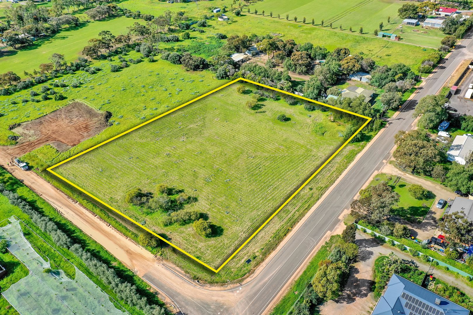 16 Coats Road, Two Well Property History & Address Research Domain