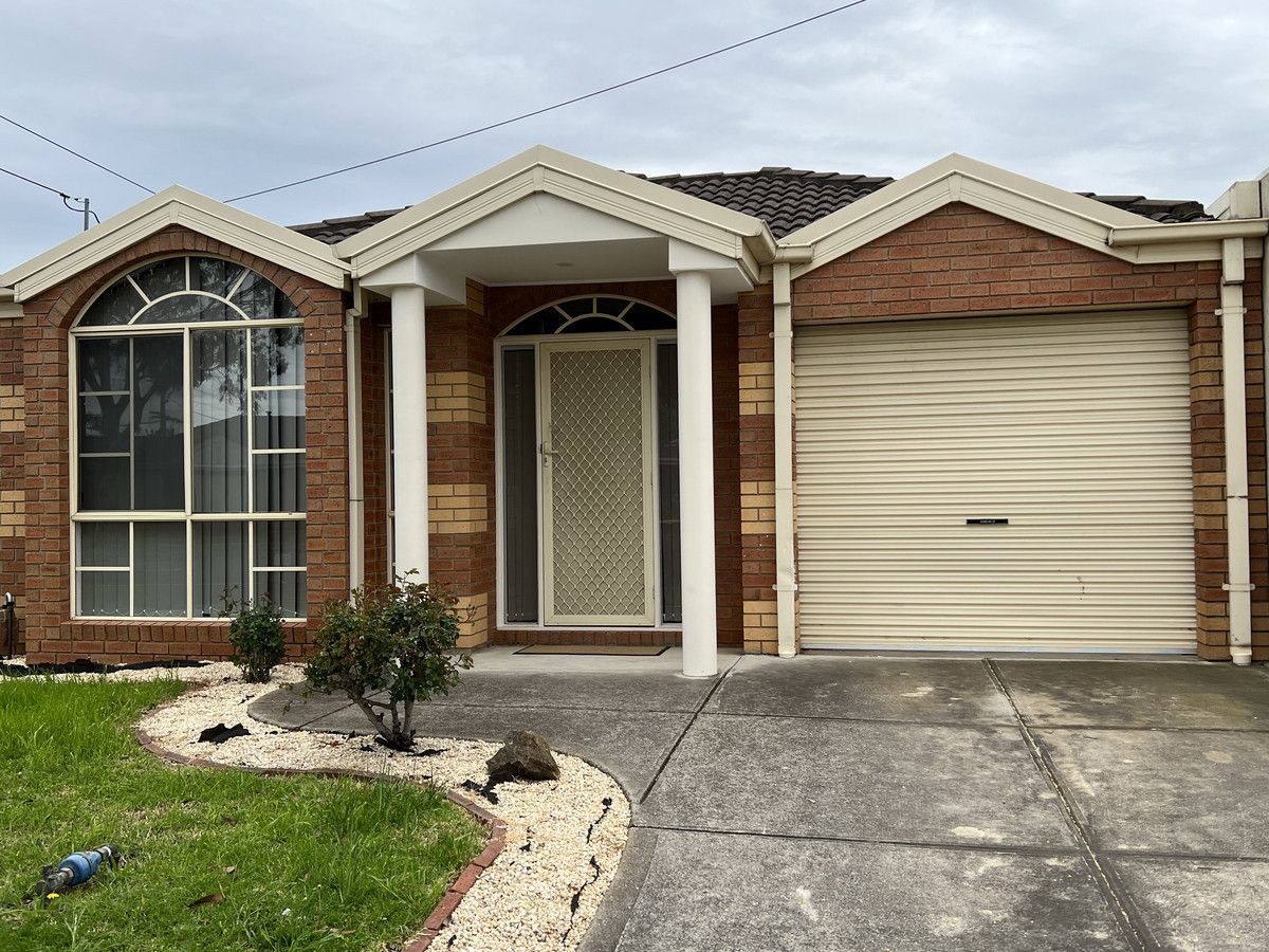 3 bedrooms Apartment / Unit / Flat in 1/180 Merton Street ALTONA MEADOWS VIC, 3028