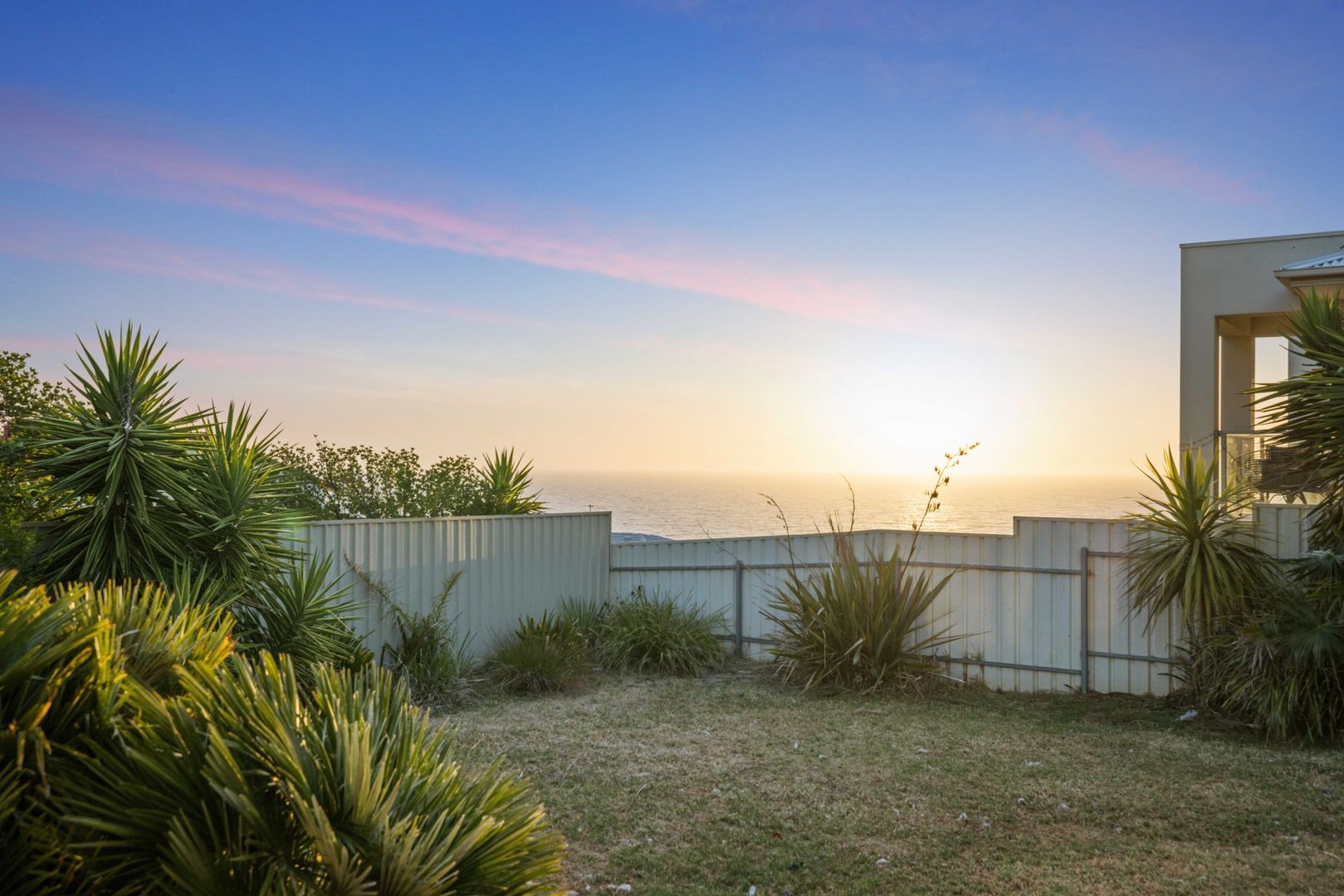 3 Gayundah Crescent, O'sullivan Beach SA 5166, Image 2