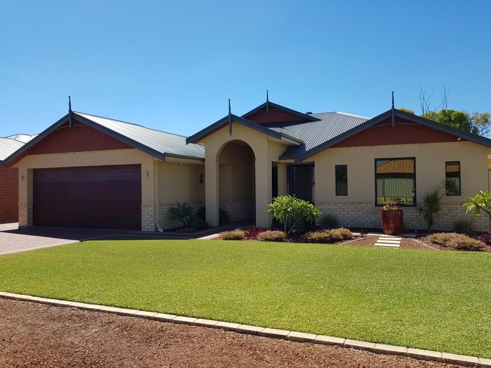 54 Bonaparte Drive, Secret Harbou Property History & Address Research