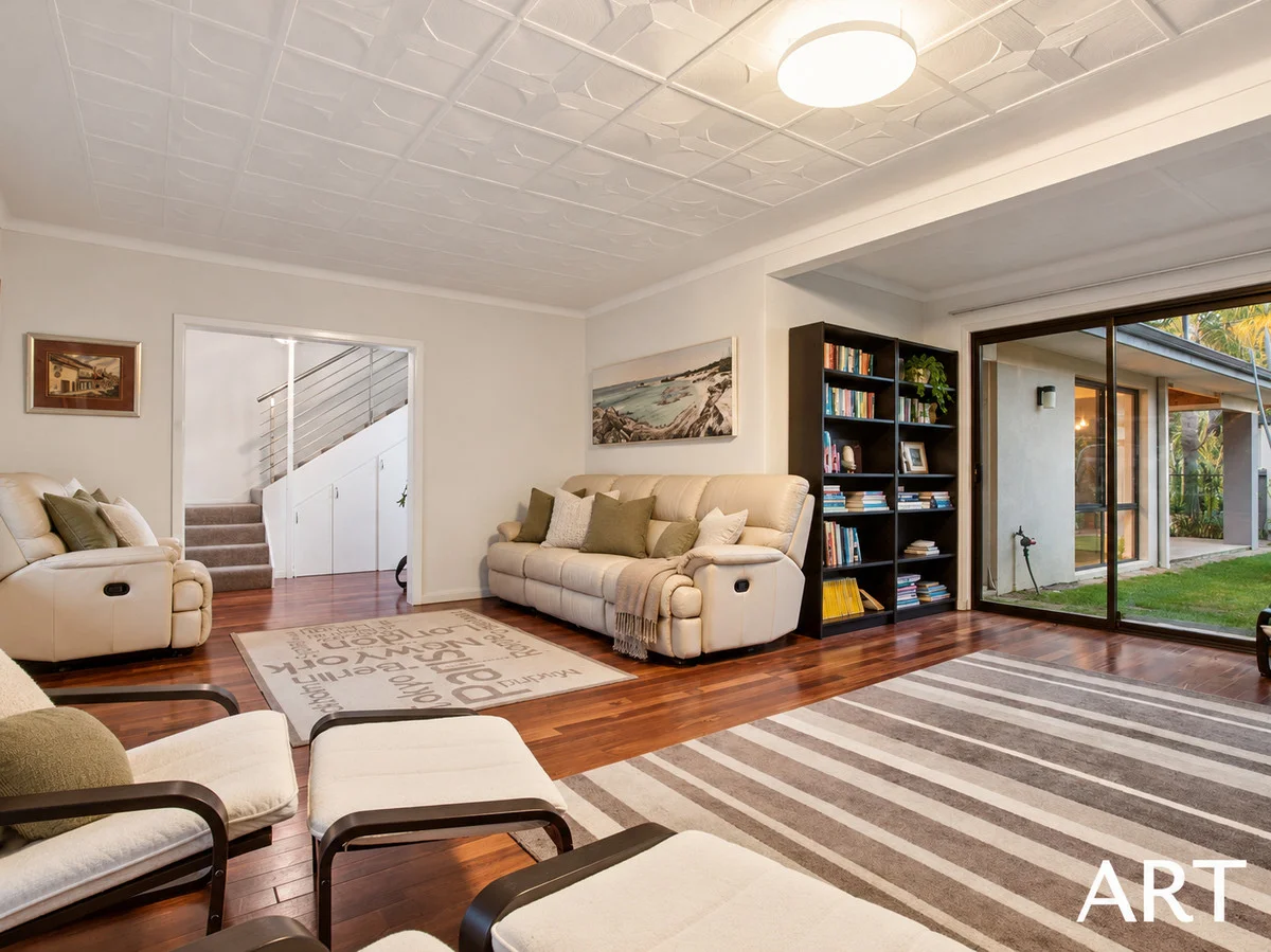1A Howard Parade, Salter Point WA 6152 | Domain
