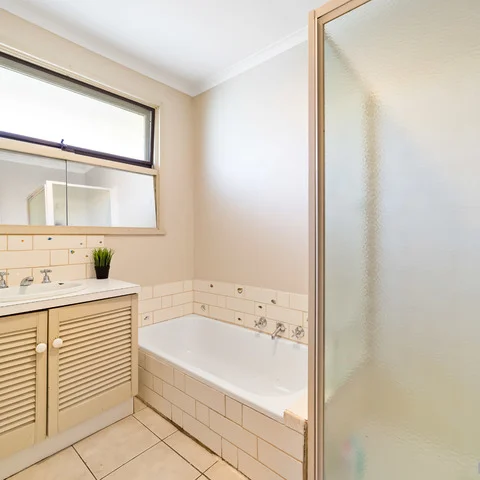 Additional image 16 of 64 Station Road, Melton South VIC 3338