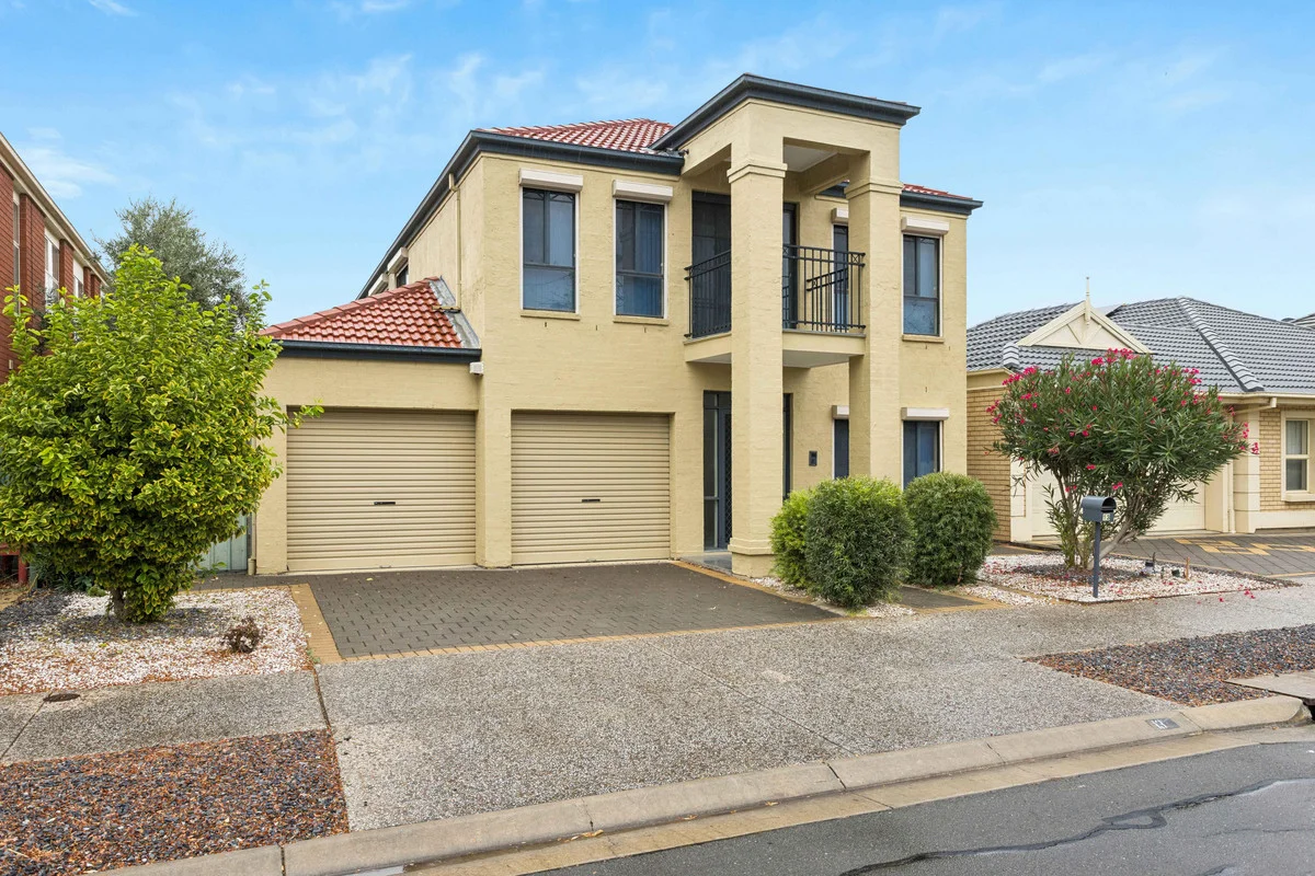 13 Lord Howe Crescent, Mawson Lakes SA 5095