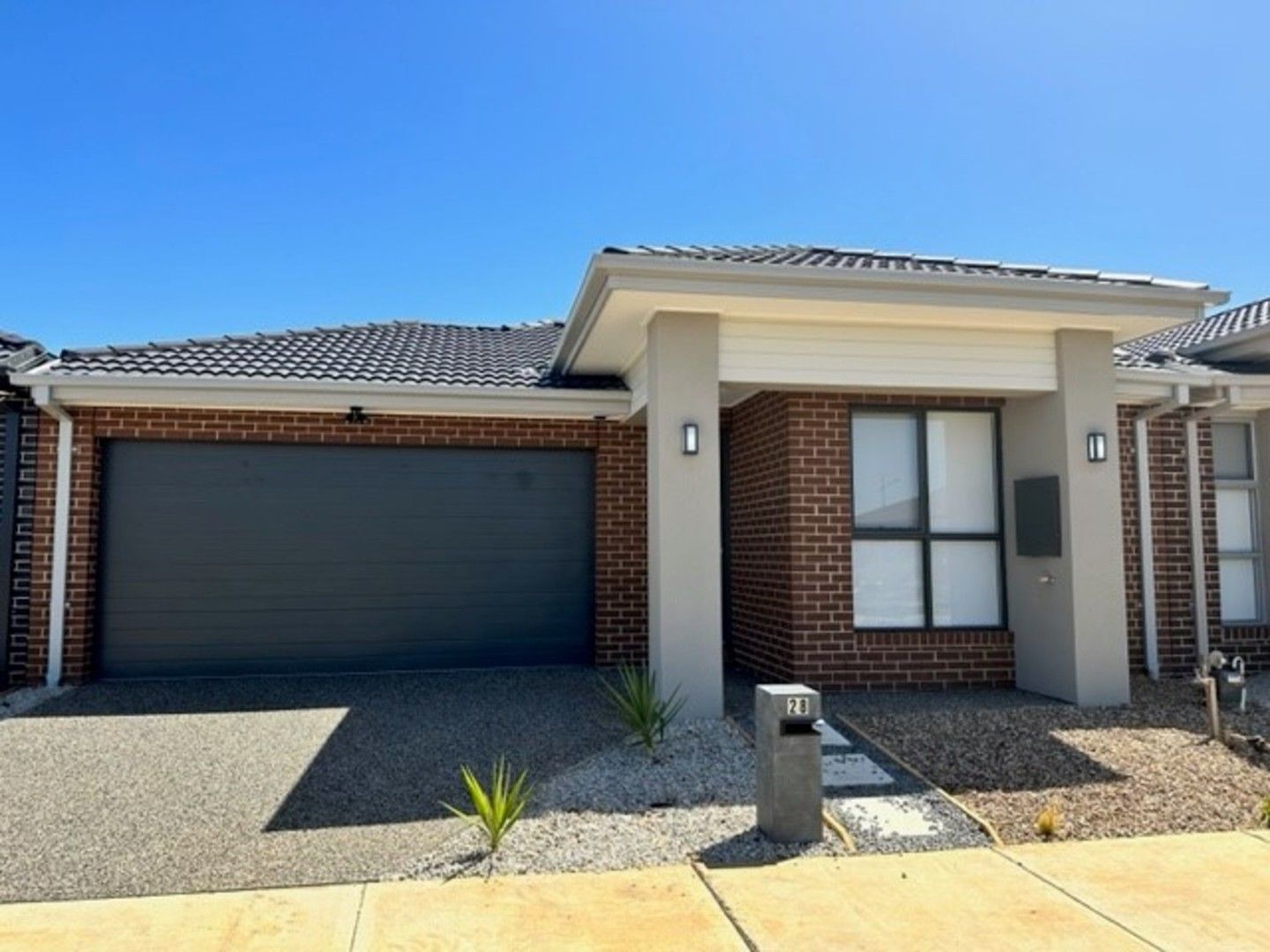 3 bedrooms House in 28 Athena Road WEIR VIEWS VIC, 3338