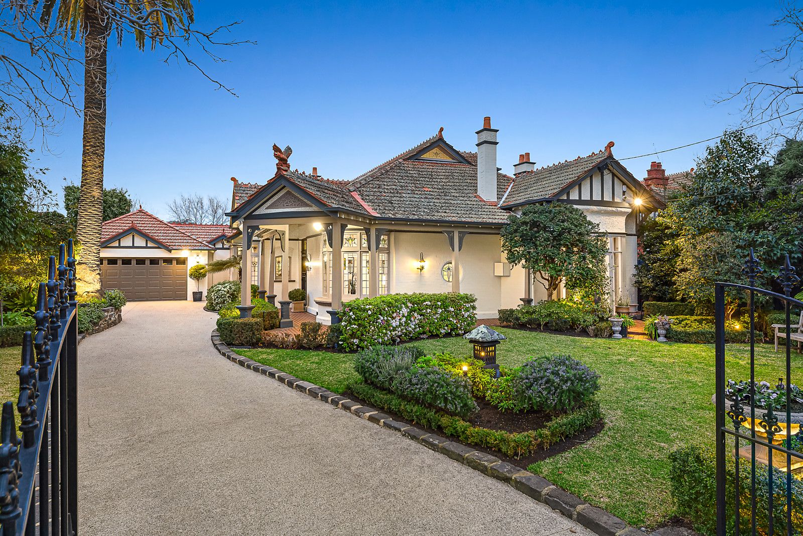 12 Central Park Road, Malvern East Property History & Address