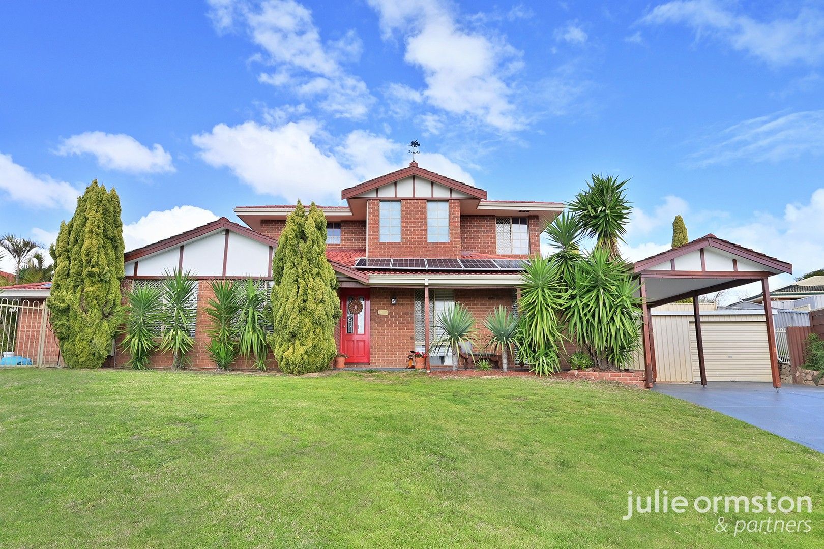 4 bedrooms House in 14 Maple Hill Court WOODVALE WA, 6026
