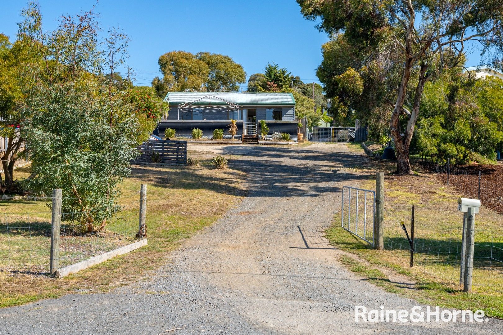 9 Mongana Street, Dodges Ferry TAS 7173, Image 1