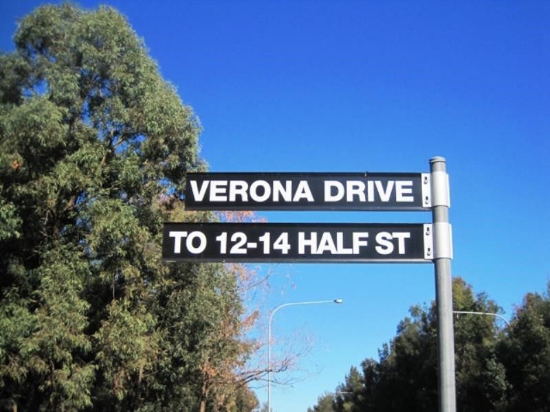 1 bedrooms Apartment / Unit / Flat in 505/12-14 Half Street WENTWORTH POINT NSW, 2127