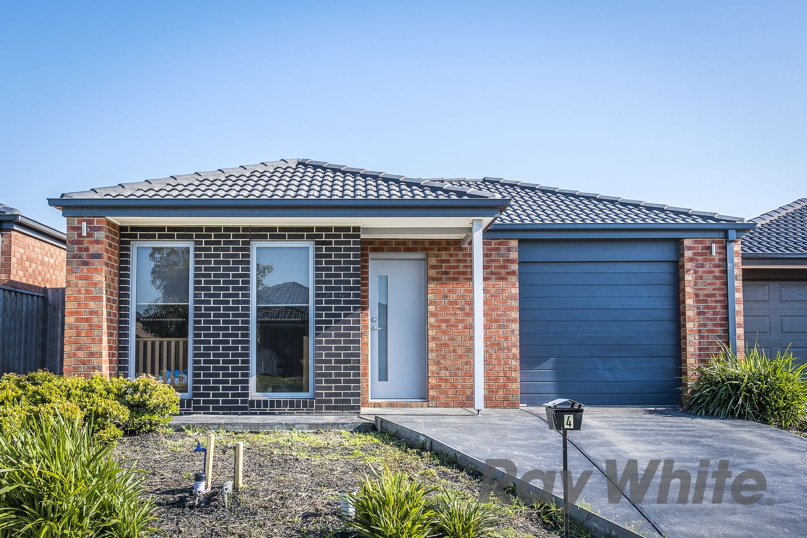 4 Pyrenees Road, Clyde VIC 3978, Image 0