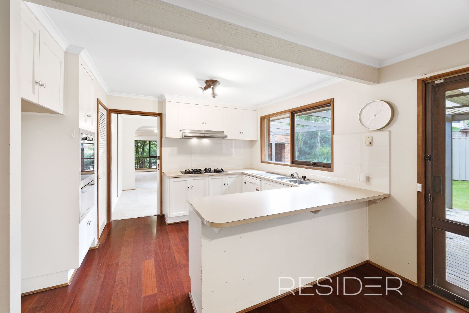 10 Daphne Close, Mill Park VIC 3082, Image 1