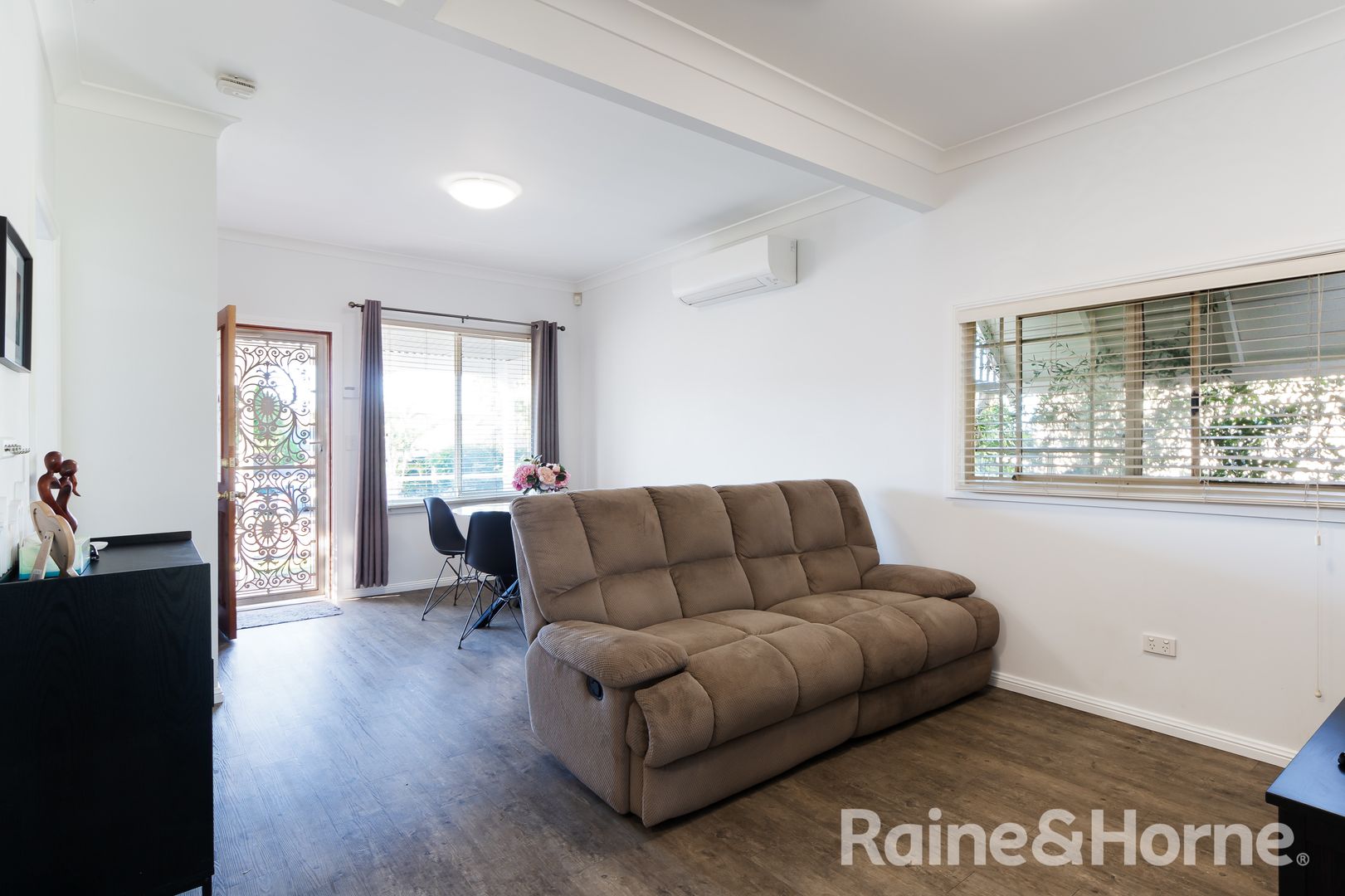 12 Redrose Avenue, Belmont NSW 2280, Image 2