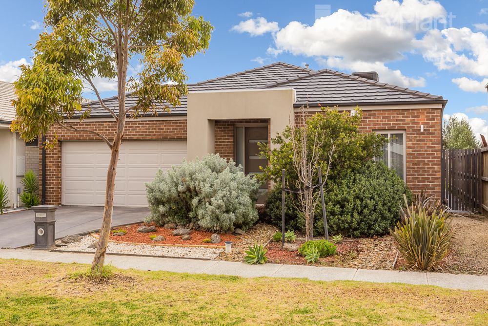 4 bedrooms House in 41 Australis Drive WILLIAMS LANDING VIC, 3027