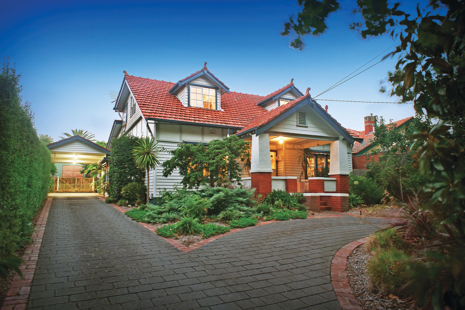 16 Clonaig Street, Brighton East VIC 3187, Image 2