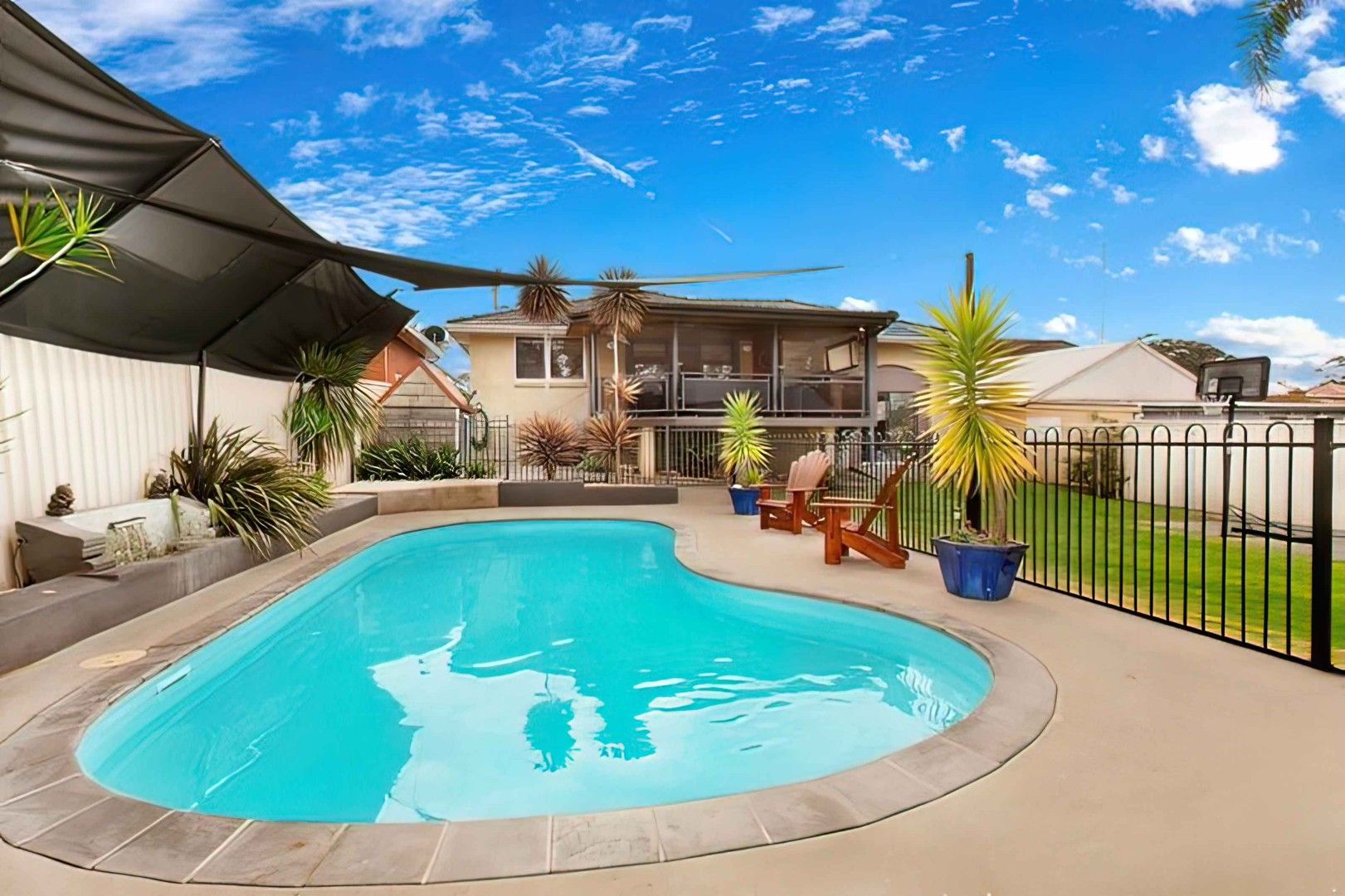 4 bedrooms House in 26 Moreton Street RUSSELL VALE NSW, 2517