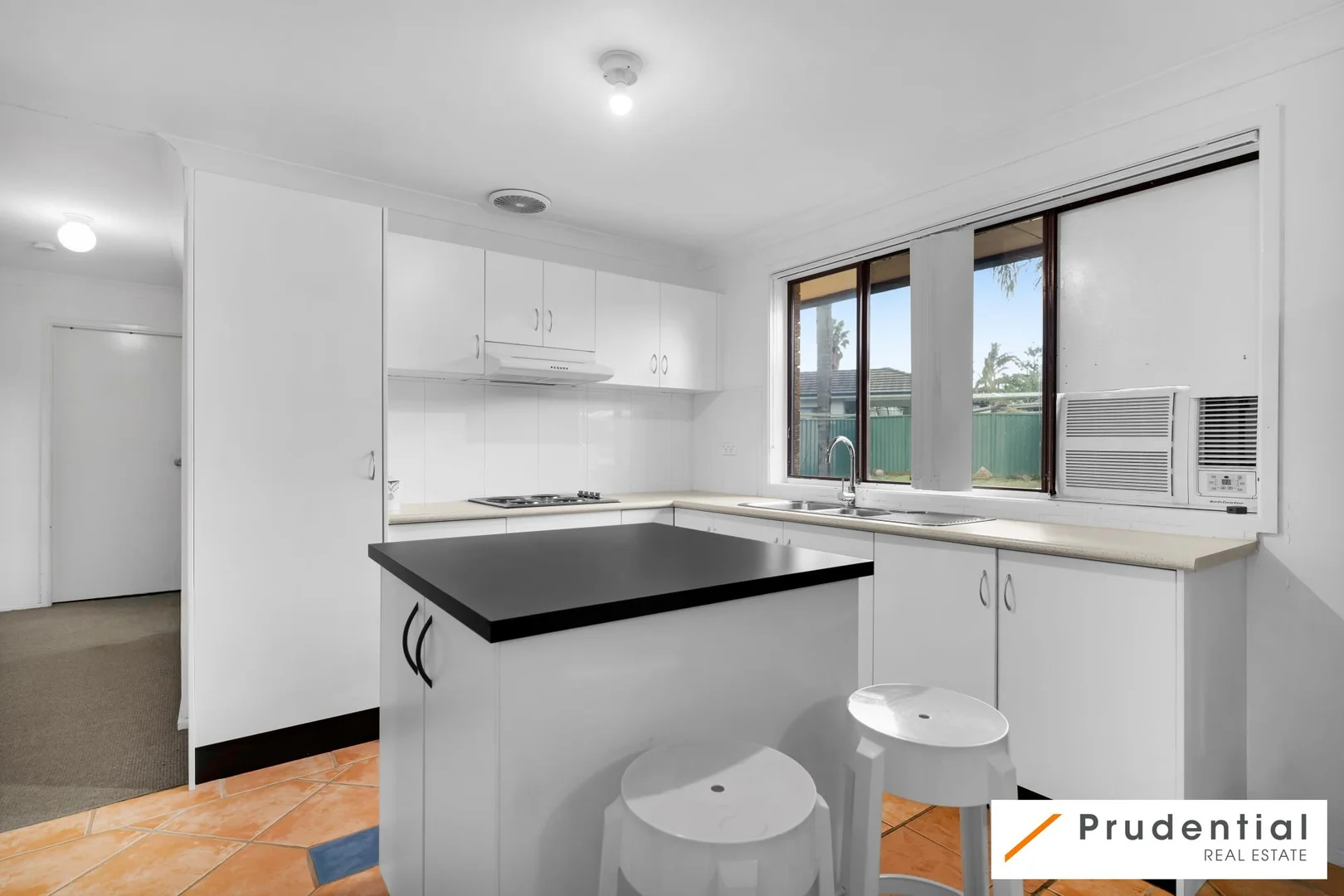 Additional image 5 of 141 Harrow Rd, Glenfield NSW 2167