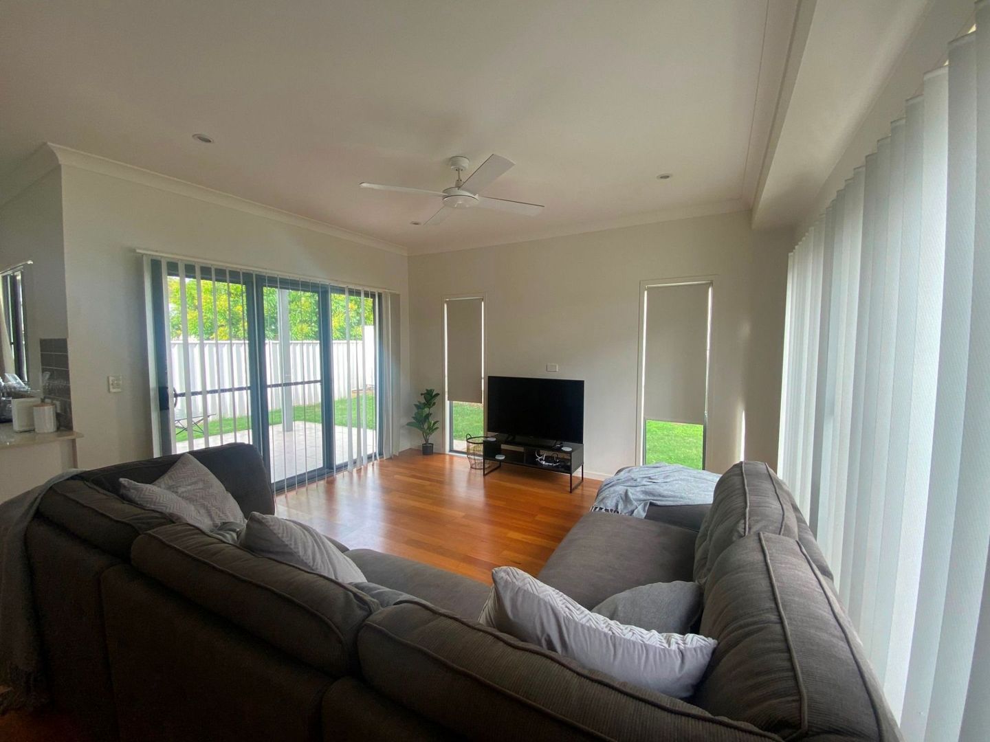 2/16 Canaga St, Chinchilla QLD 4413, Image 2