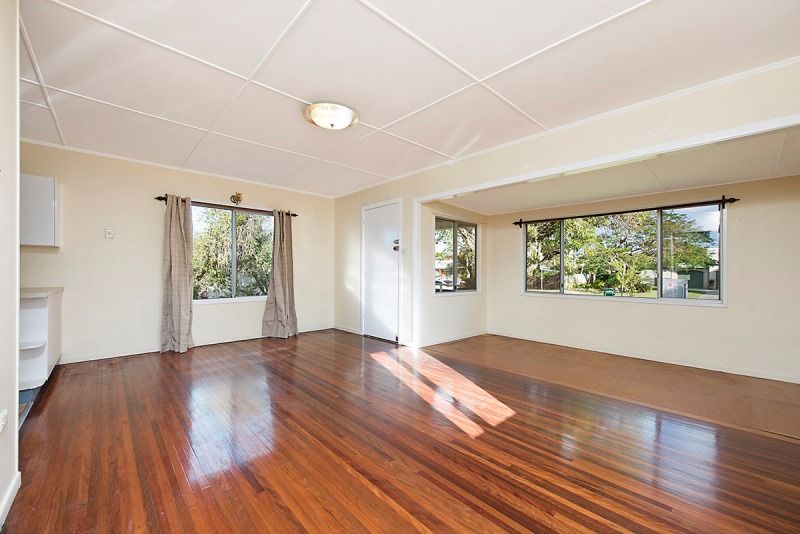 21 Gregory Street, Golden Beach QLD 4551, Image 2