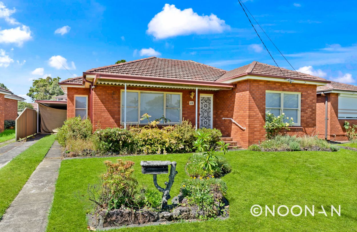 28 Whitegates Avenue, Peakhurst Heights NSW 2210, Image 0