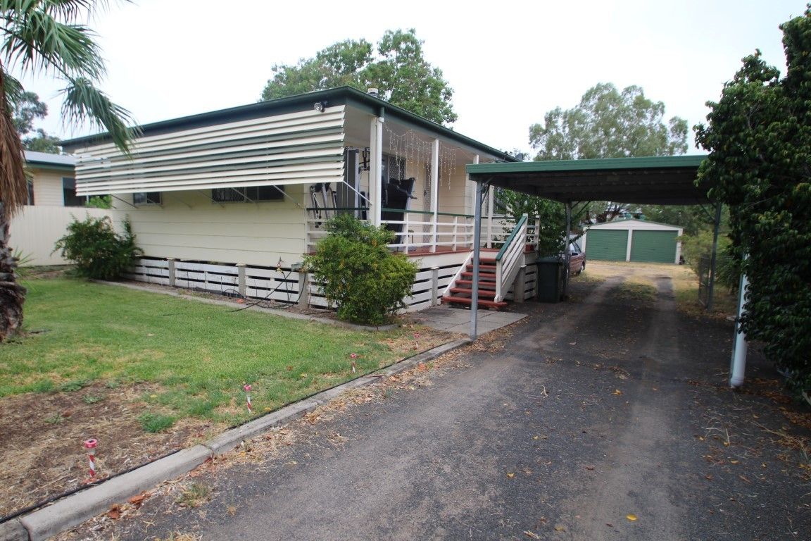 3 bedrooms House in 8 Holland Street ROMA QLD, 4455