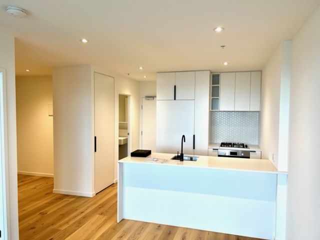 1 bedrooms Apartment / Unit / Flat in 805/8 Hallenstein Street FOOTSCRAY VIC, 3011