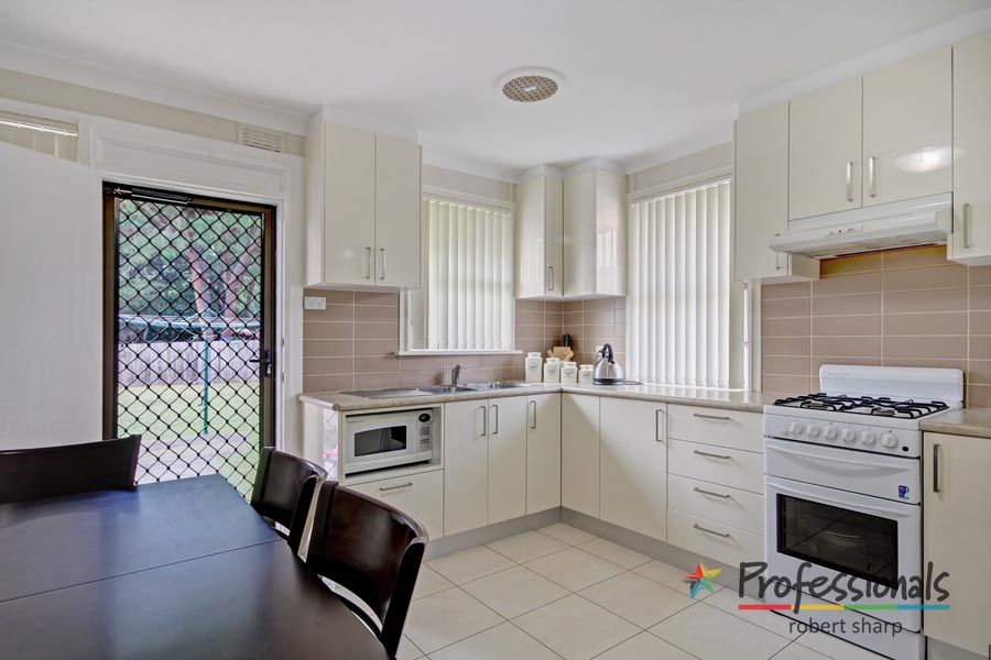 10 Cullens Road, PUNCHBOWL NSW 2196, Image 2