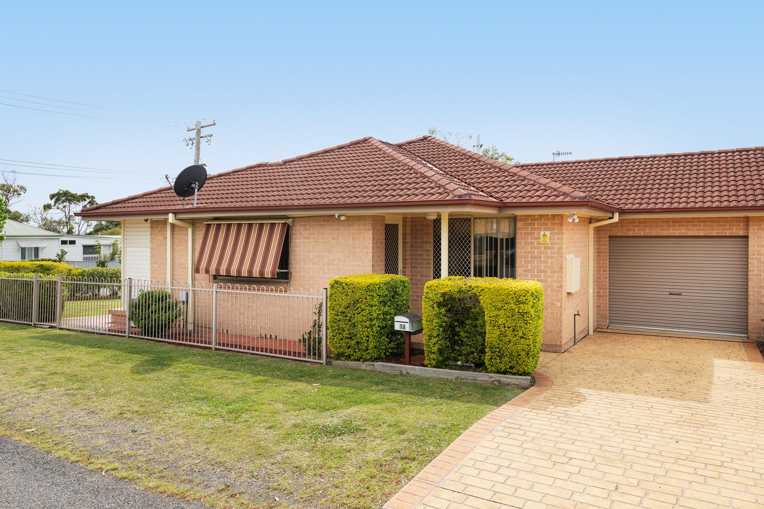 16 East Street, Killarney Vale NSW 2261, Image 0