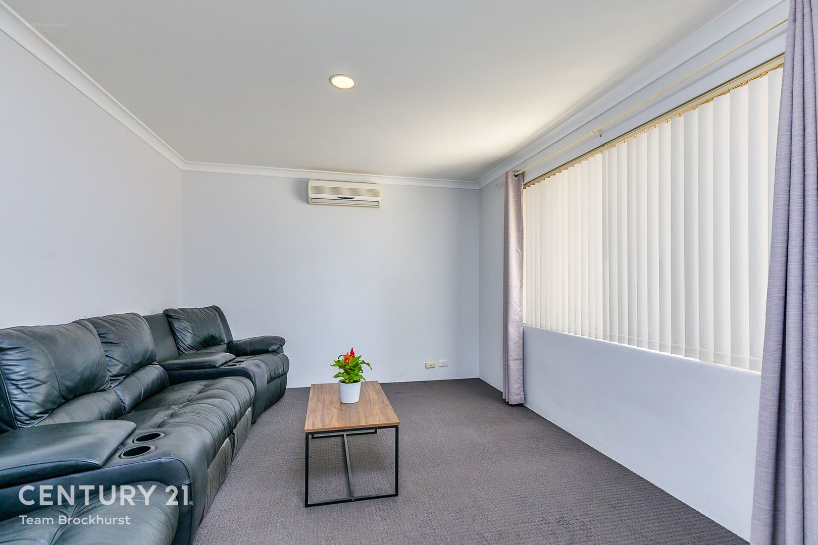 4/12 Firetail Place, Kenwick WA 6107, Image 2