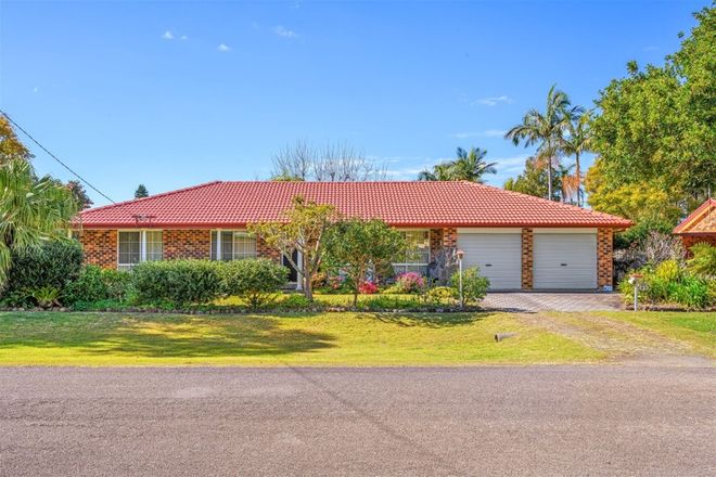 Picture of 49 President Poincare Parade, TANILBA BAY NSW 2319