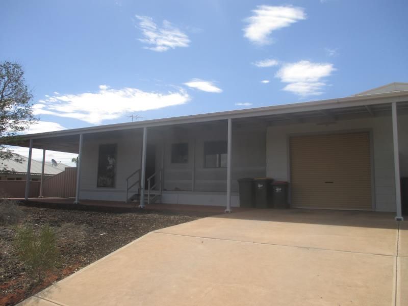 19 Tiliqua Crescent, Roxby Downs SA 5725