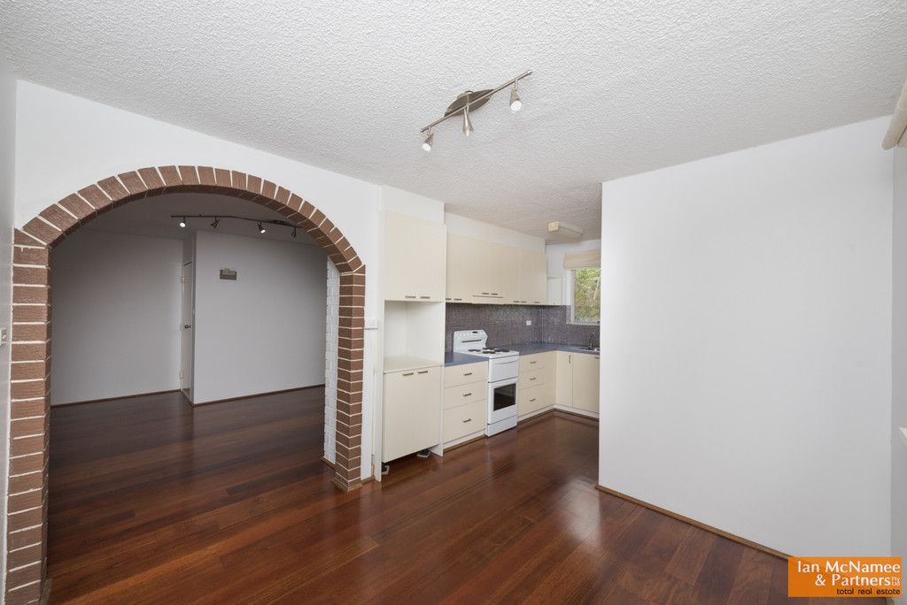 1 30 Trinculo Place Queanbeyan Nsw 2620 Apartment For