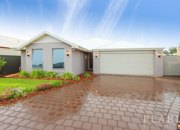 6 Jutland Way, The Vines WA 6069