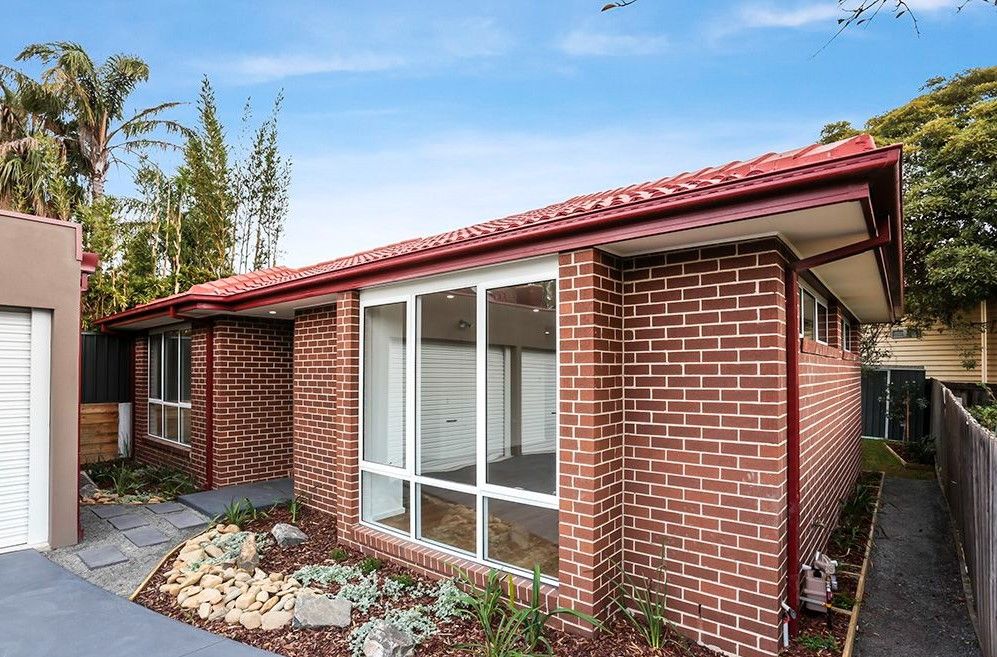 2 bedrooms Apartment / Unit / Flat in 2/3 Shore Grove COBURG NORTH VIC, 3058