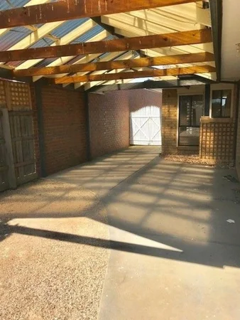 Additional image 11 of 4 Ingoldsby Court, Delahey VIC 3037