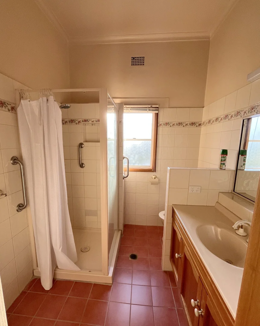 Additional image 9 of 8 Courallie Street, Cowra NSW 2794