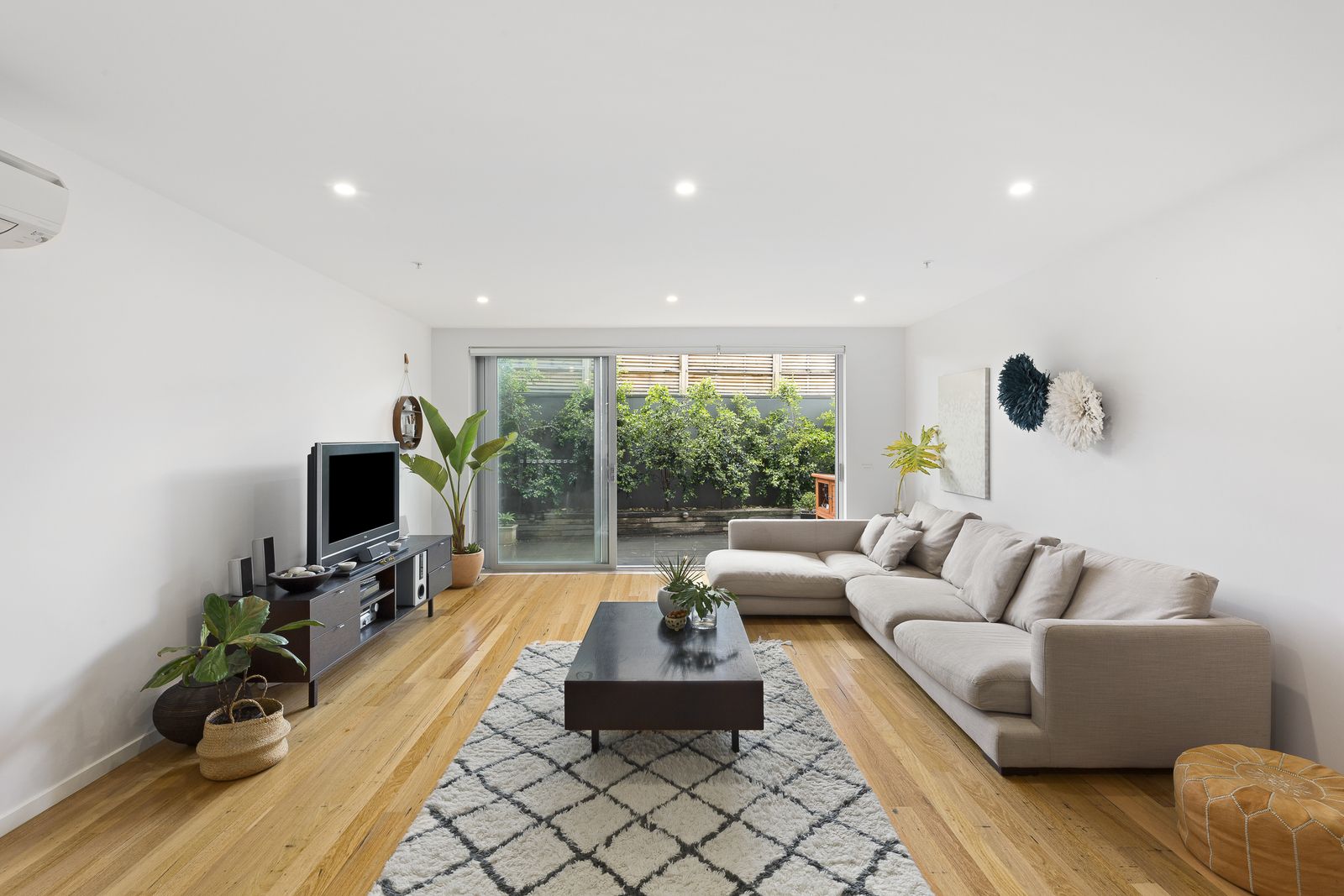 4 1 Bay Vista Close Mount Martha Vic 3934 Domain