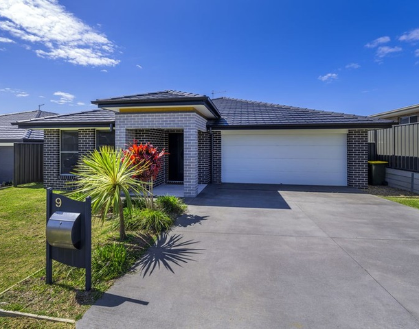 9 Sandcastle Drive, Sandy Beach NSW 2456