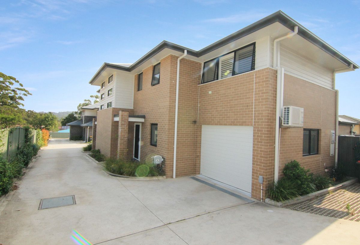 2 bedrooms Townhouse in 3/126 Croudace Road ELERMORE VALE NSW, 2287