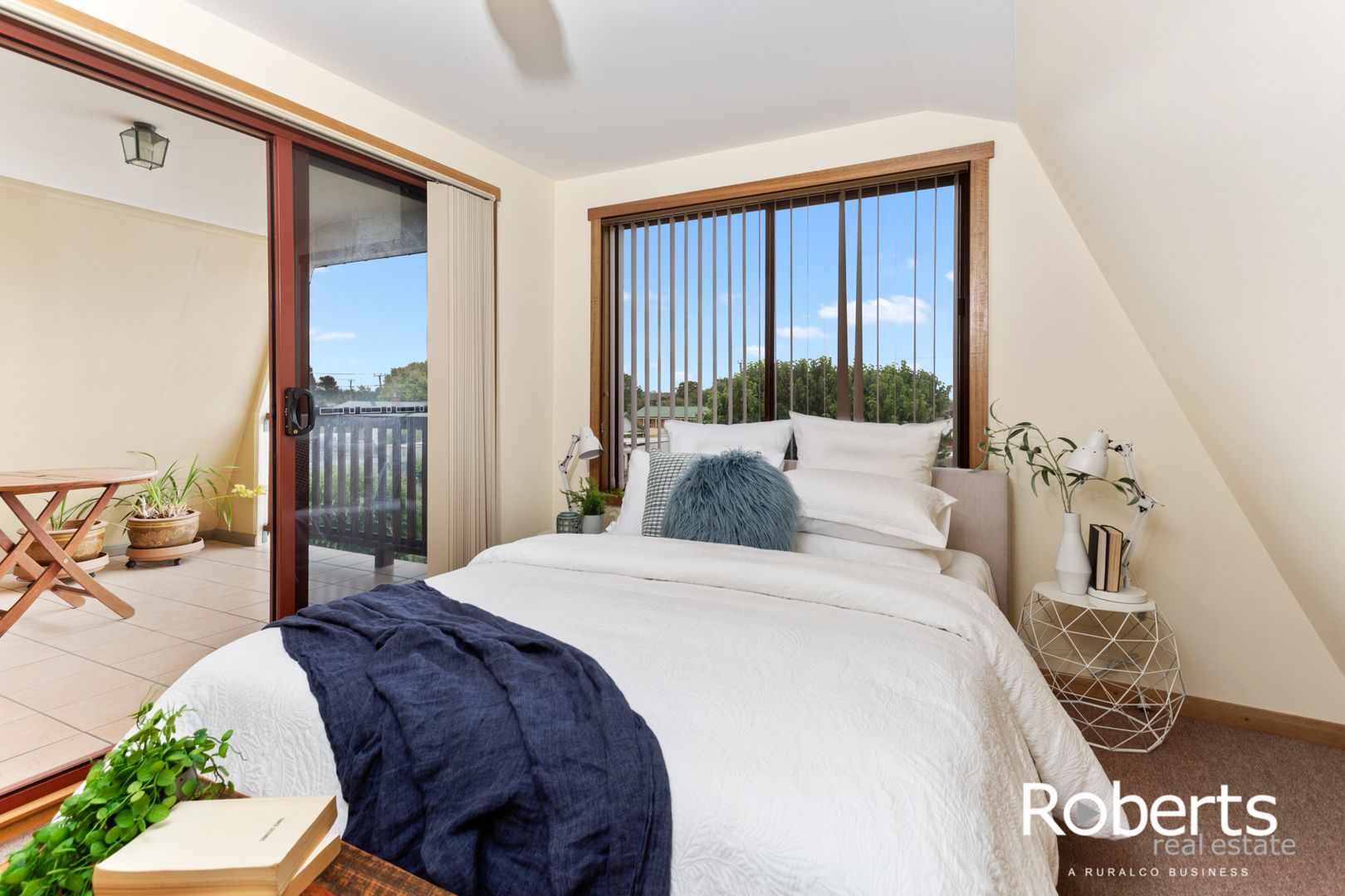 18 Beatty Street, Beauty Point TAS 7270, Image 2