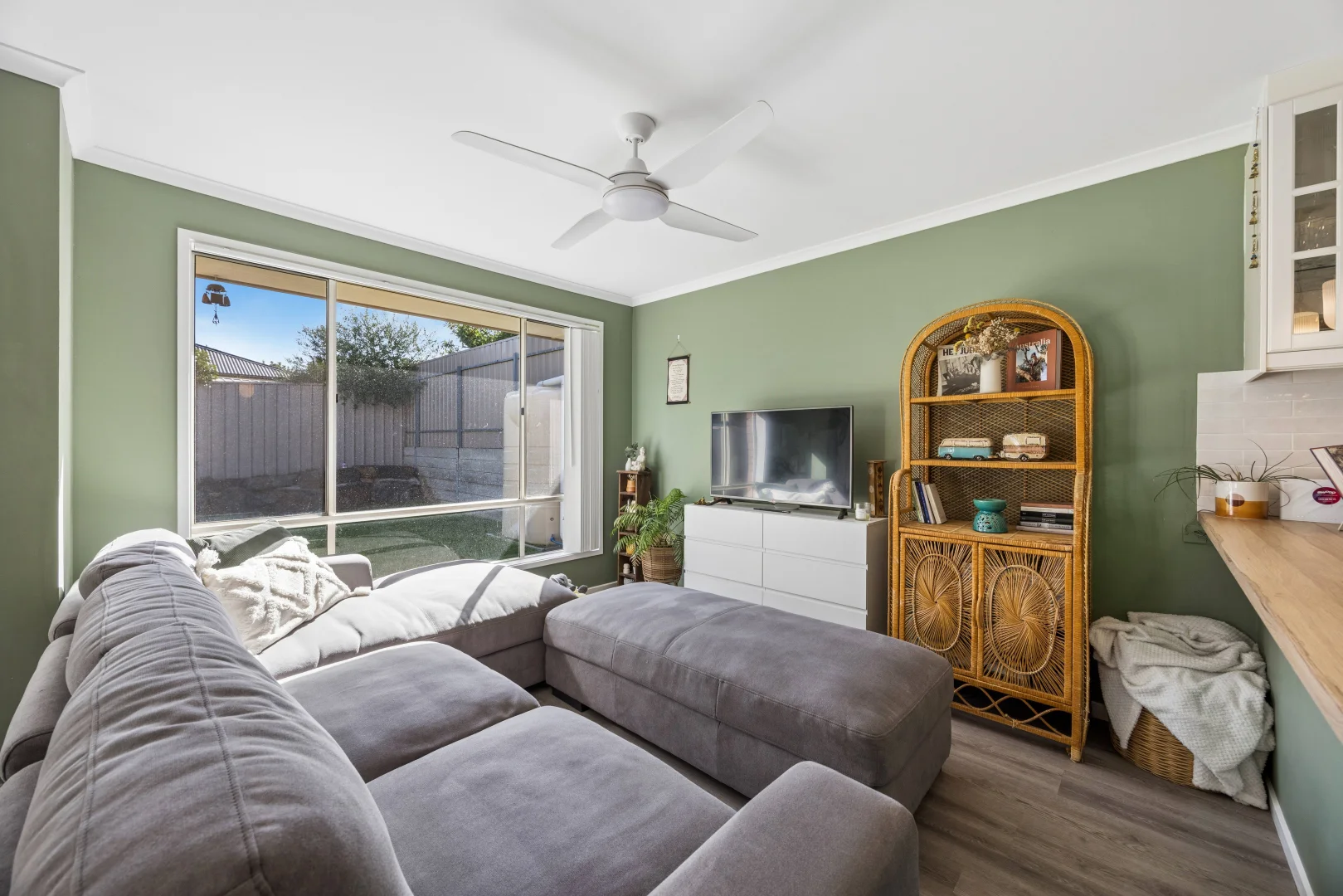 Additional image 10 of 11 Hampshire Drive, Craigmore SA 5114