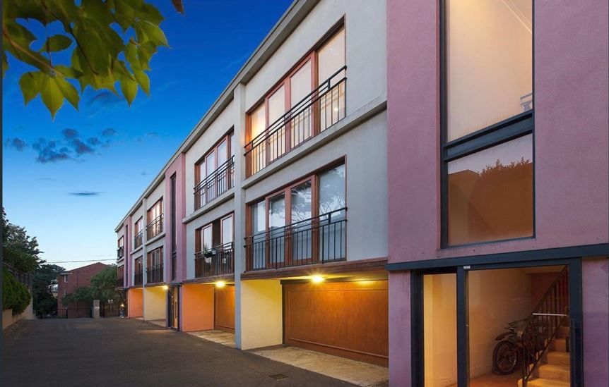 1 bedrooms Apartment / Unit / Flat in 11/2a Washington Street TOORAK VIC, 3142