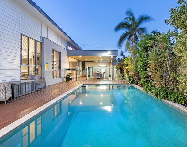 58 Poinciana Boulevard, Broadbeach Waters QLD 4218