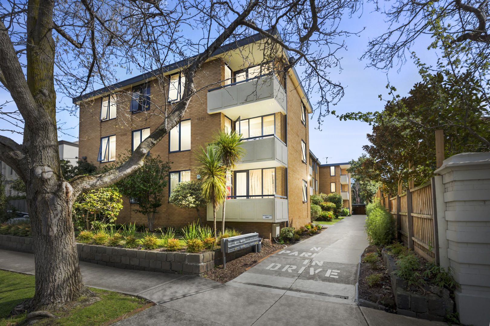 11/15 Denbigh Road, Armadale Property History & Address Research Domain