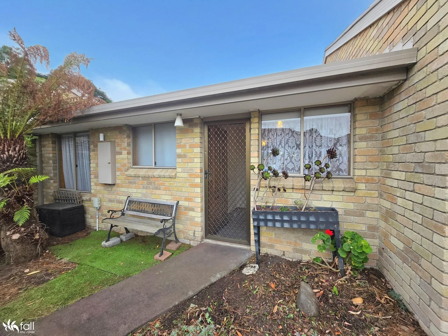 2/73 Main Road, Claremont TAS 7011