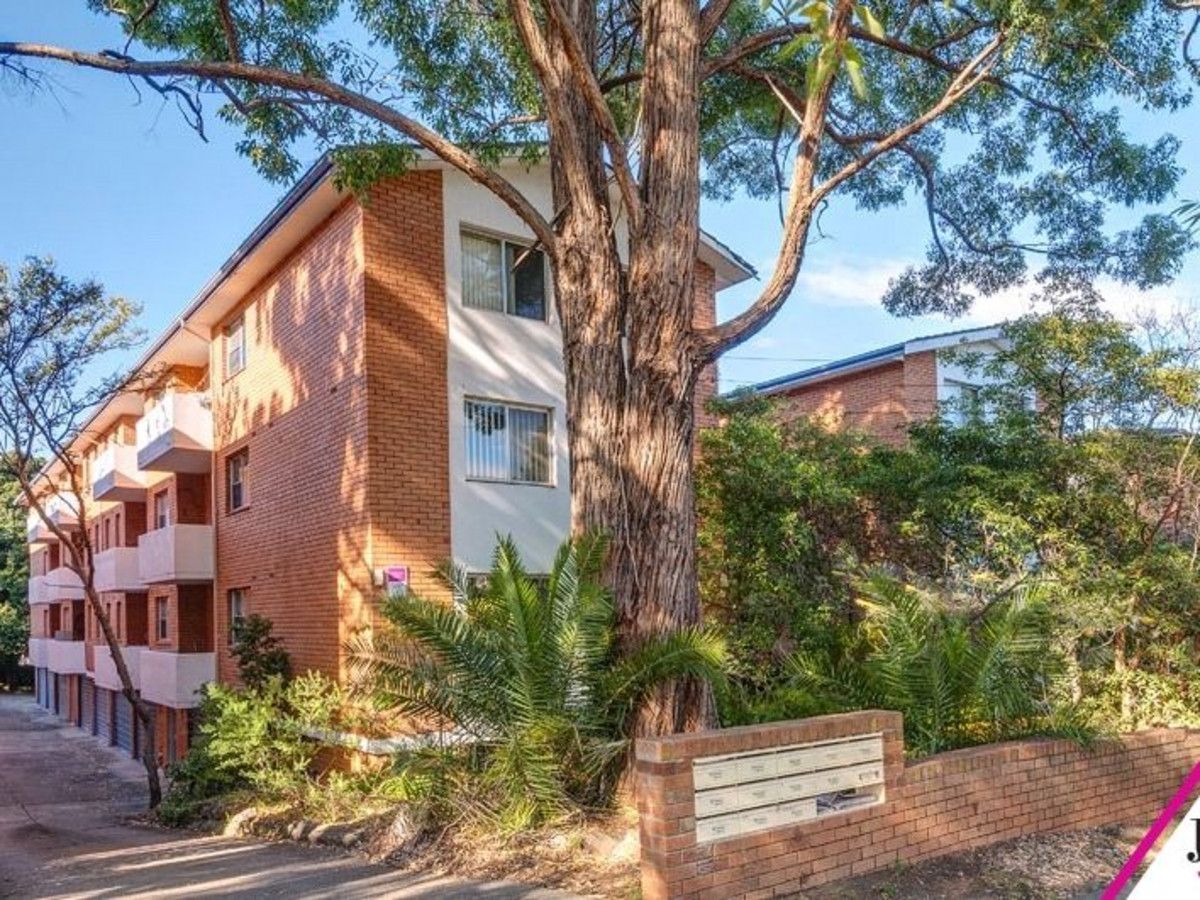2 bedrooms Apartment / Unit / Flat in 12/40 Forster Street WEST RYDE NSW, 2114