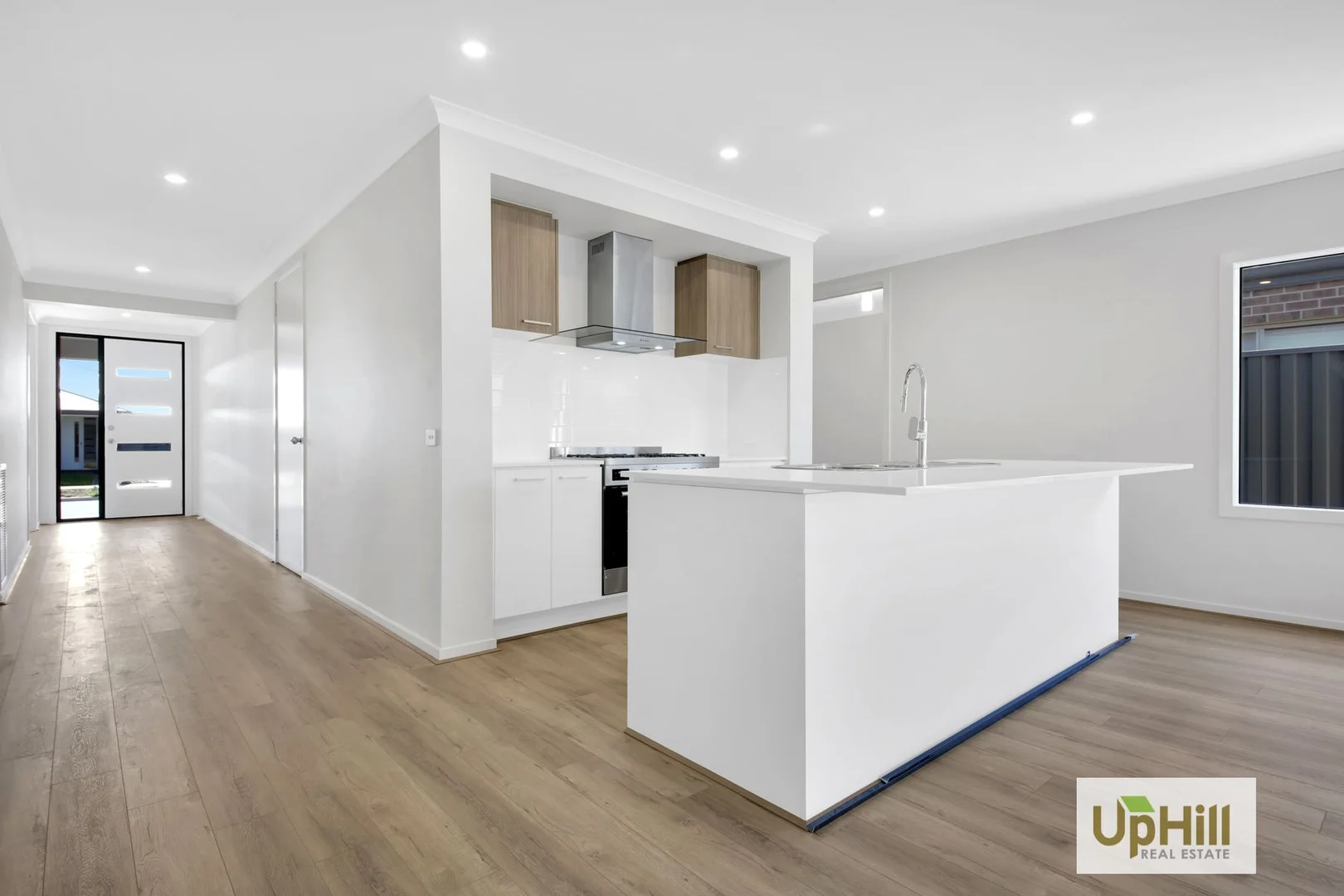 Additional image 8 of 16 Evora Road, Clyde VIC 3978