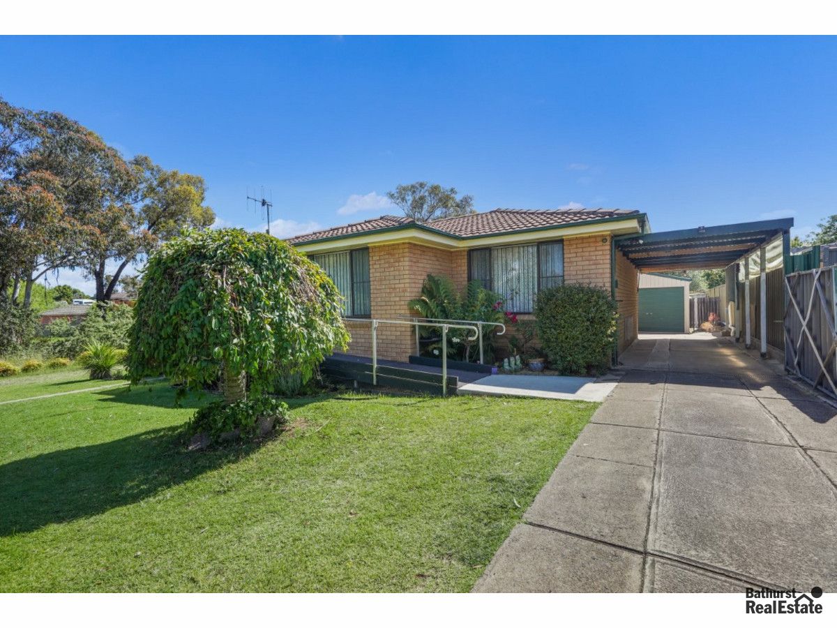 96 Bannerman Crescent, Kelso NSW 2795