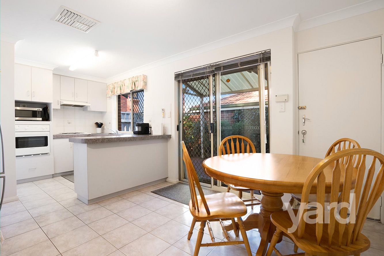 6/2a Antony Street, Palmyra WA 6157, Image 2