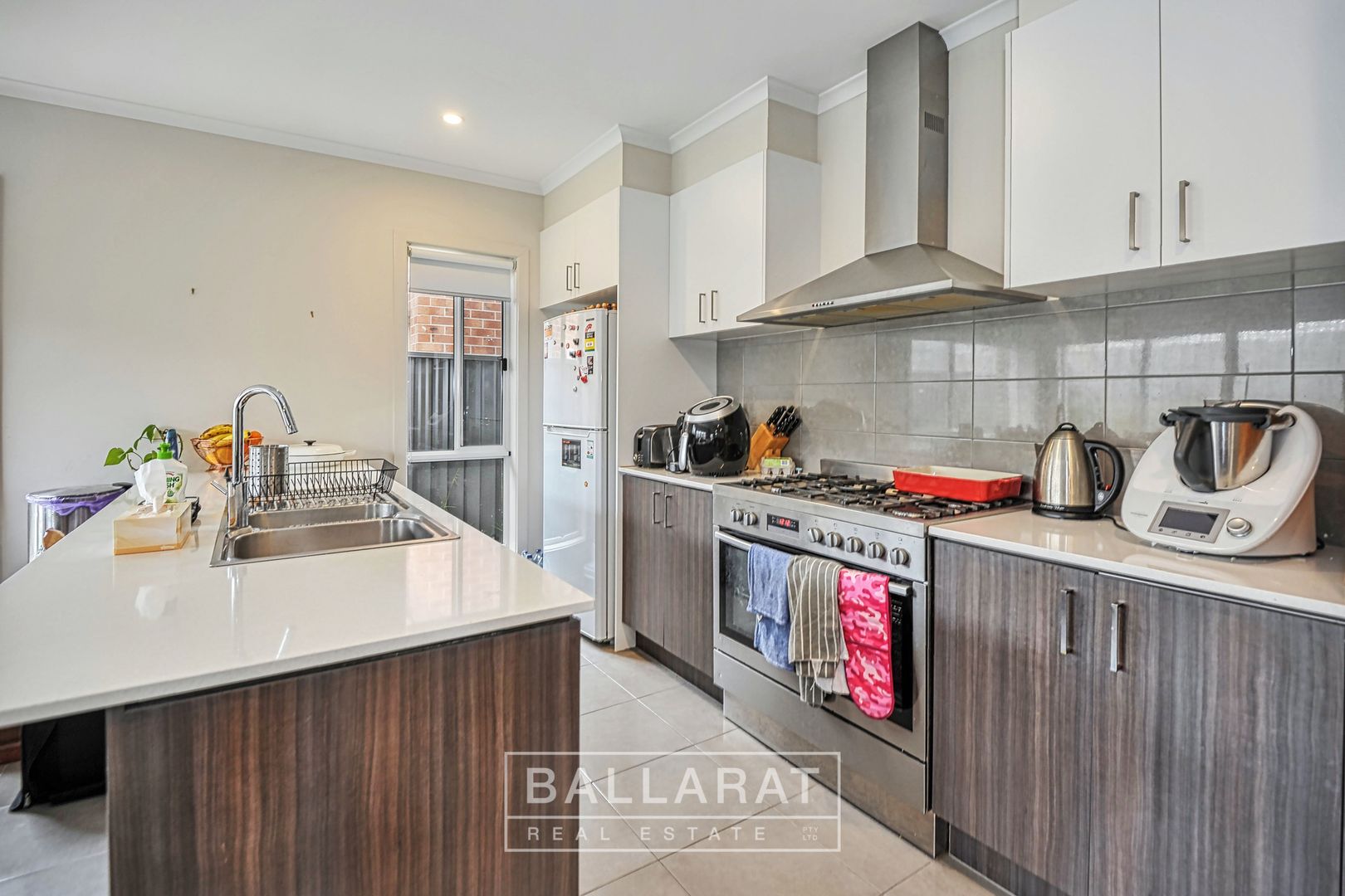 24 Millicent Place, Ballarat East VIC 3350, Image 1